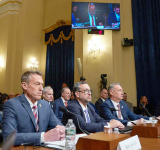 Democrats press Trump officials on  immigration enforcement tactics